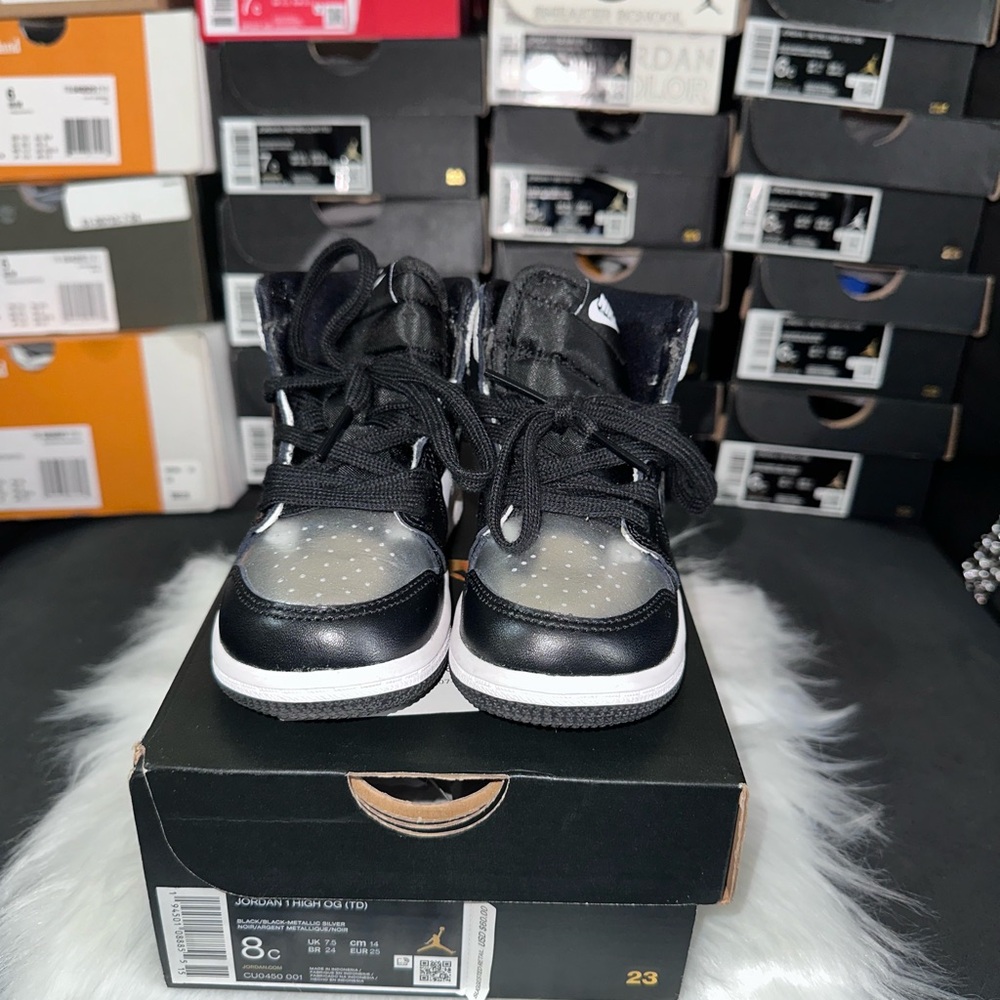Jordan Kids Black and metallic silver High-Top Sneakers
